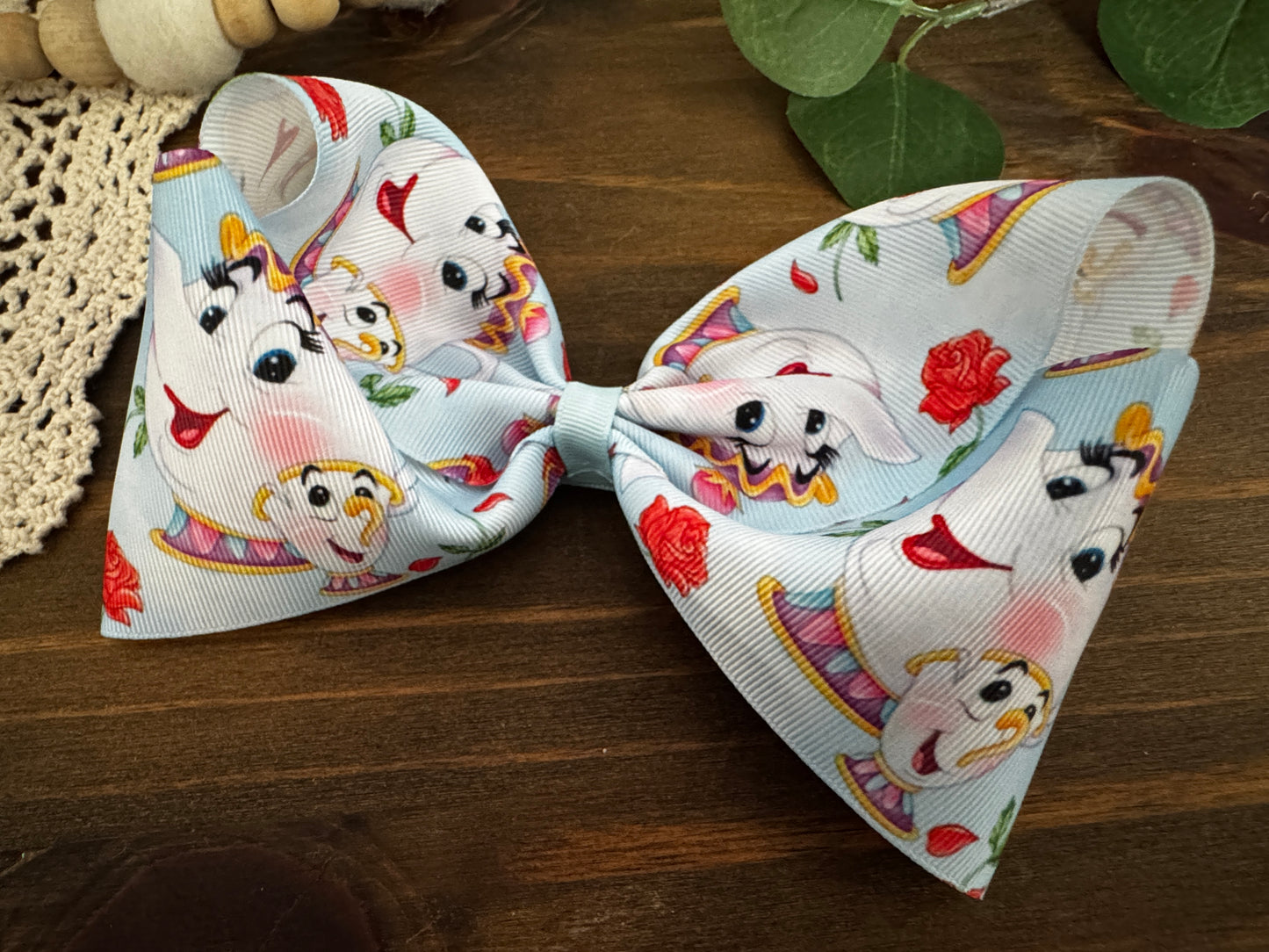 Snazzy Bow - Heirloom Tales
