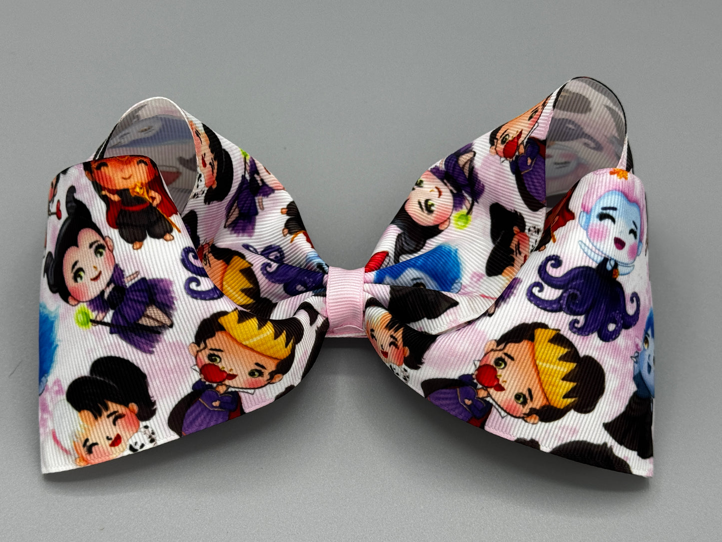 Snazzy Bow - Heirloom Tales